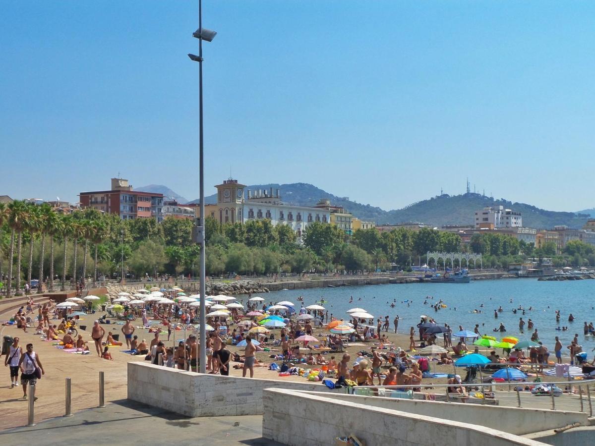 Salerno Mare E Luci Deluxe Apartamento Exterior foto